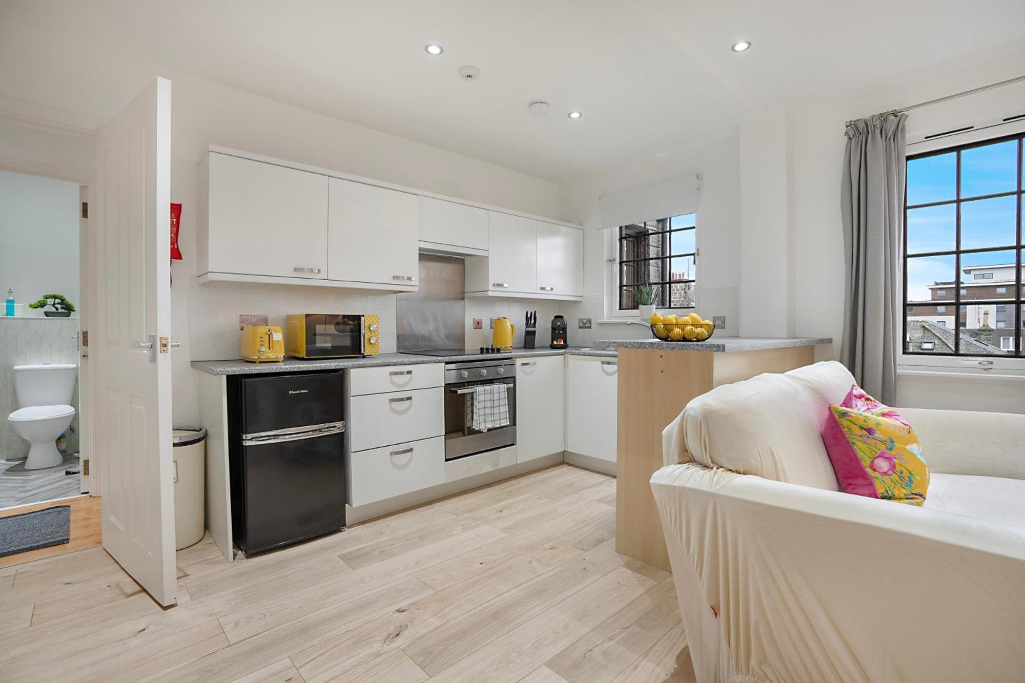 George Street - Grampian Lettings Apartment *